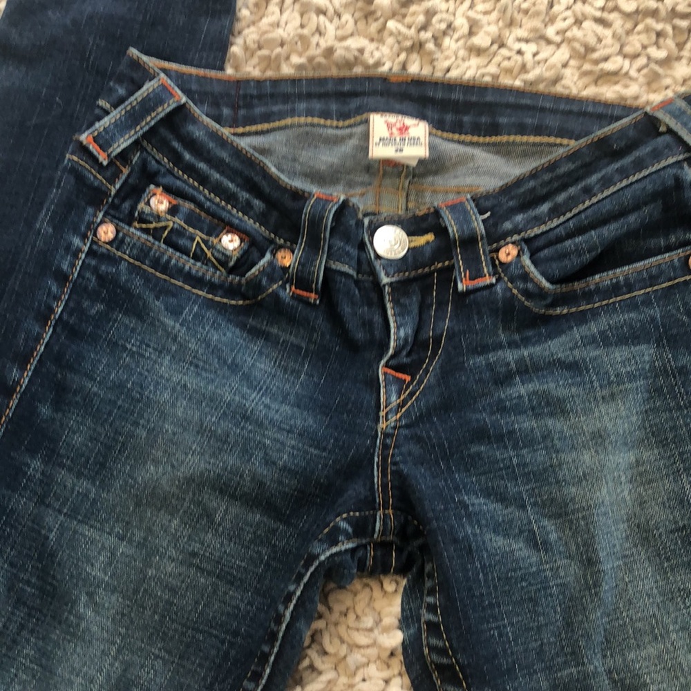 Jean - Picture 3 of 7